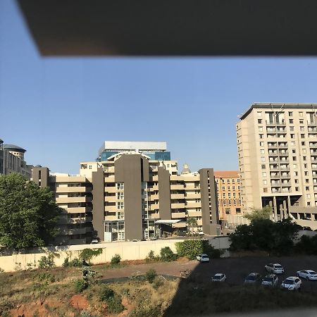 Sandton Skye Йоханесбург Екстериор снимка